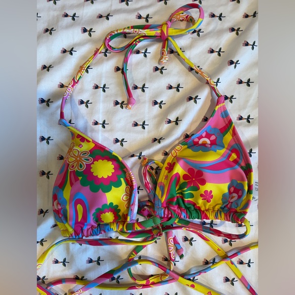 Summer Floral Bikini Set - Picture 4 of 6